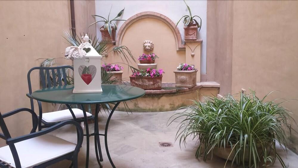 Hotel Palazzo Bocci Spello Εξωτερικό φωτογραφία