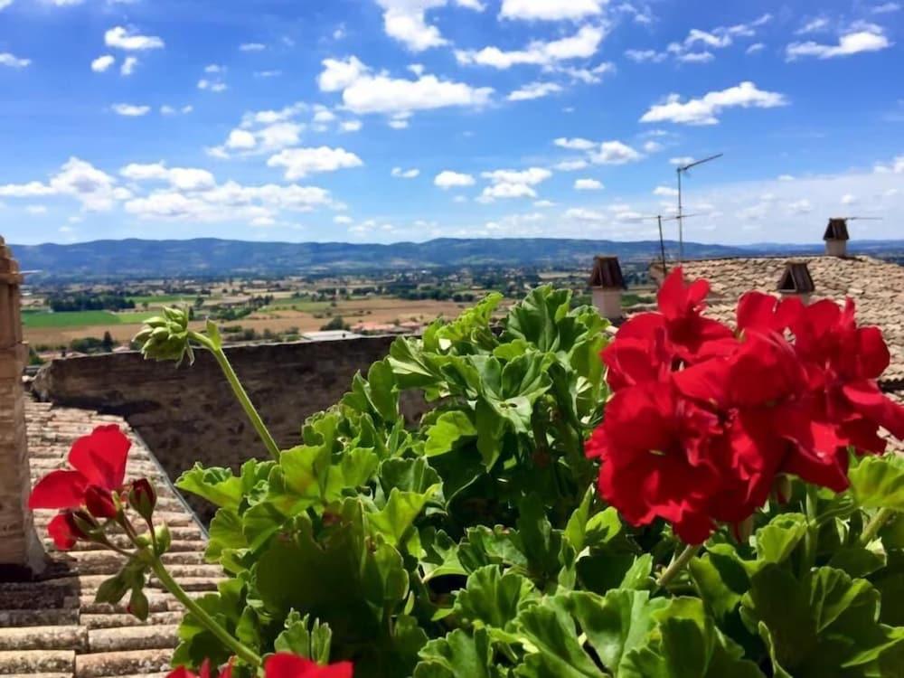 Hotel Palazzo Bocci Spello Εξωτερικό φωτογραφία
