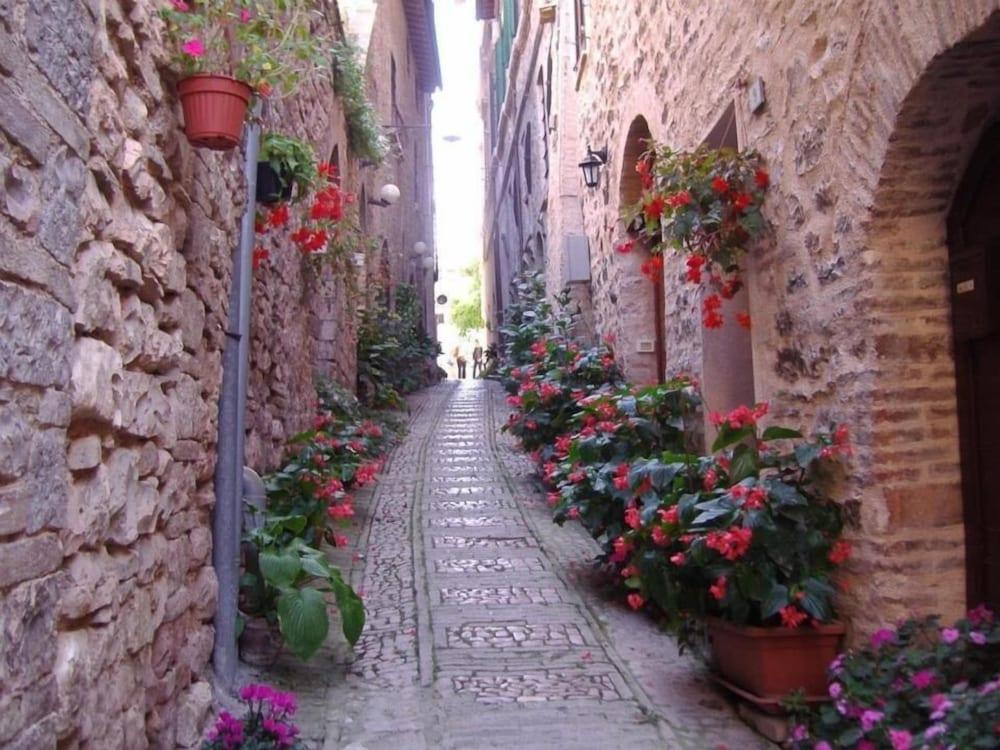 Hotel Palazzo Bocci Spello Εξωτερικό φωτογραφία