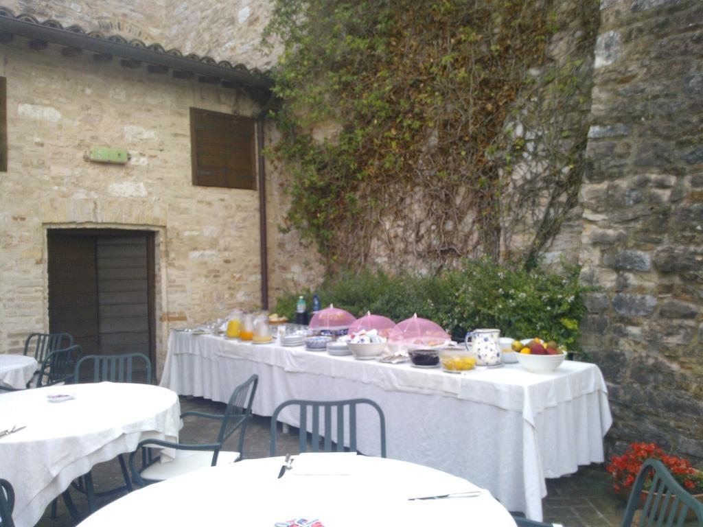 Hotel Palazzo Bocci Spello Εξωτερικό φωτογραφία