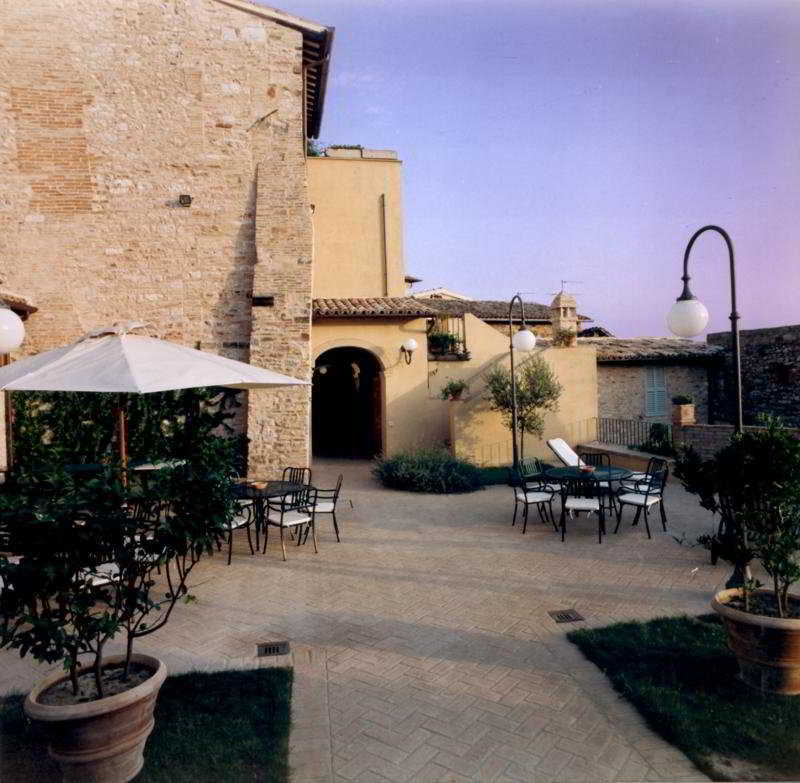 Hotel Palazzo Bocci Spello Εξωτερικό φωτογραφία